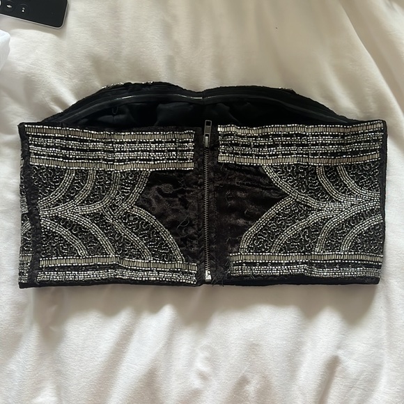 Gorgeous beaded corset crop top - Picture 2 of 2